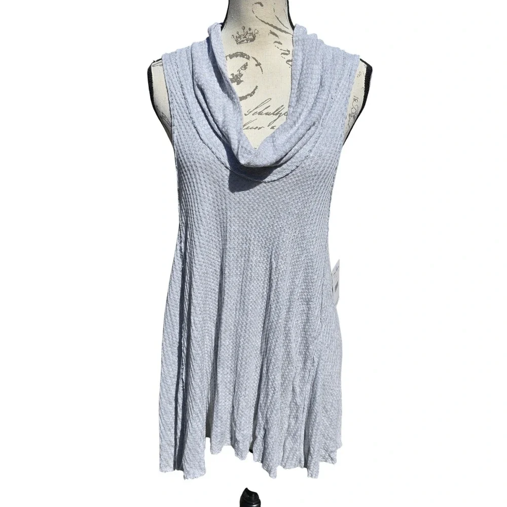 Free People -1649 NWT Swing It Cowl Neck Grey Sleeveless Waffle Knit Tunic Top M